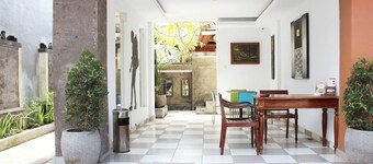 Kuta Beach Hostel
