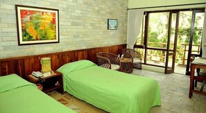 ห้องดีลักซ์ทวิน, 1 ห้องนอน, วิวสวน | ตู้นิรภัยในห้องพัก, โต๊ะทำงาน, ห้องเก็บเสียง, Wi-Fi ฟรี