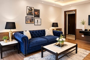 Phòng Suite Presidential | Minibar, két bảo mật tại phòng, bàn, phòng cách âm 