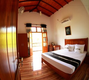 Superior-Doppelzimmer, Balkon, Gartenblick