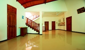 Hallway - Grand Residence (Tangalle)
