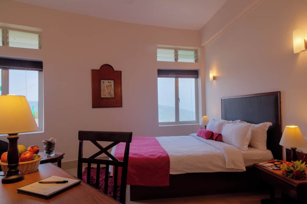 Orchid Room | 1 bedroom, minibar, in-room safe, laptop workspace