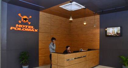 Max Hotels Prayagraj