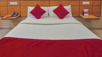 In-room safe, desk, free WiFi, bed sheets