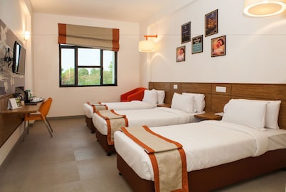 Max Hotels Jabalpur
