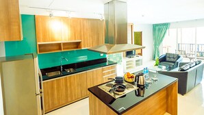 2 Bedroom Apartment | Spiseområde på rommet