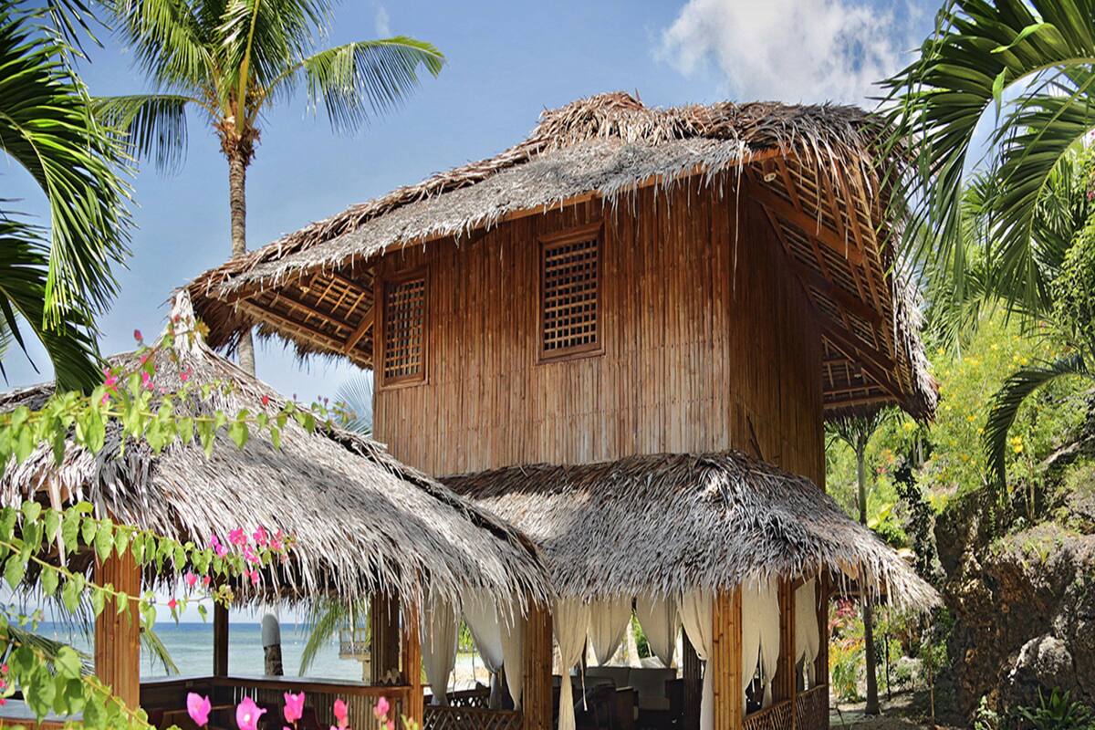 パノラミック ルーム キングベッド 1 台 シービュー 海側 (Maison Ulysse) | ミニバー、セーフティボックス (室内)、アイロン / アイロン台、ベッドシーツ
