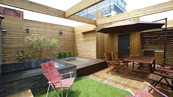 Party Room | Terrace/patio