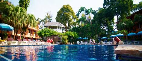 Outdoor pool, pool umbrellas, pool loungers