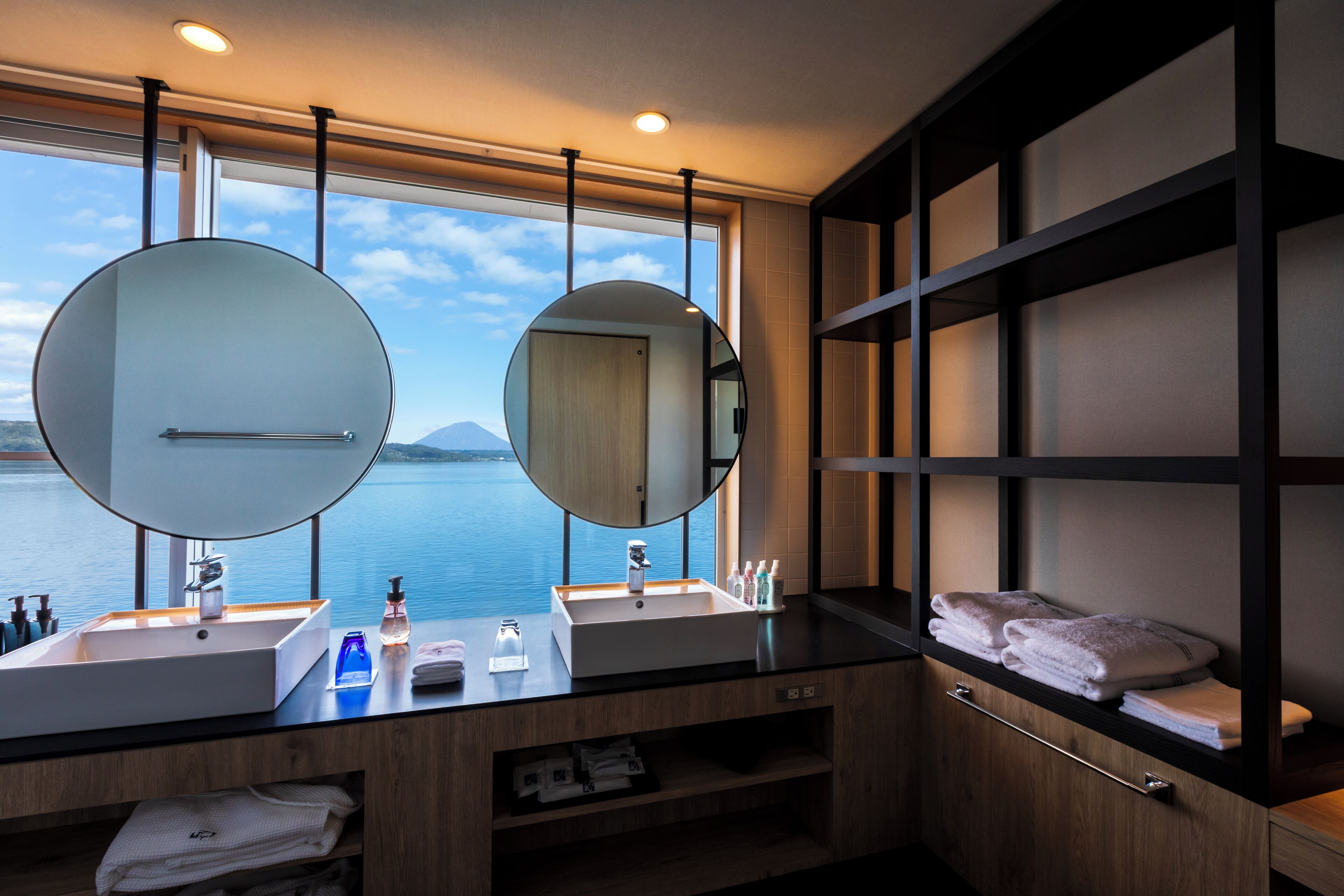 club building deluxe twin room, non smoking (buffet) | bathroom | shower, hair dryer, bathrobes, slippers