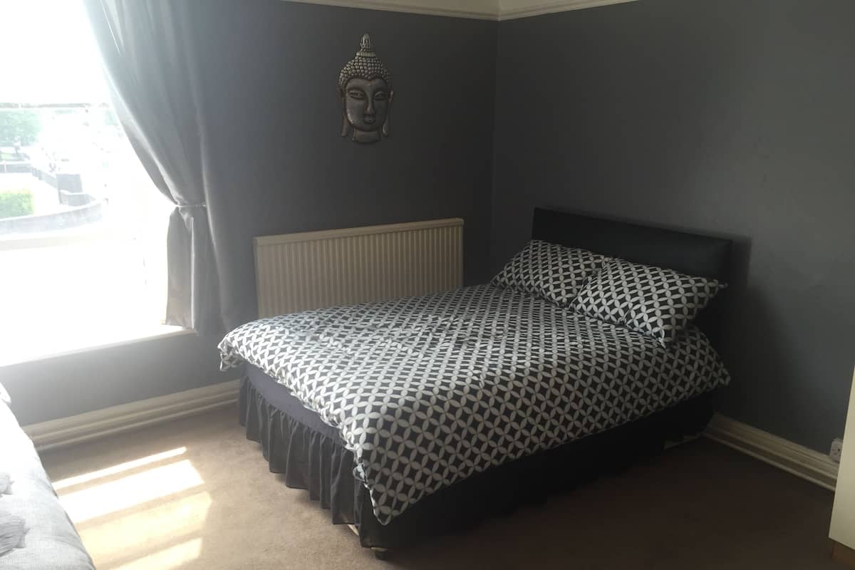 Triple Room, Shared Bathroom