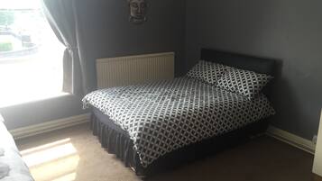 Free cots/infant beds, free WiFi