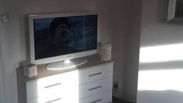 Quadruple Room, Shared Bathroom | Free cots/infant beds, free WiFi