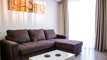 2 bedrooms, individually furnished, iron/ironing board