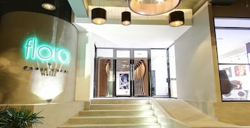 Bagian depan properti