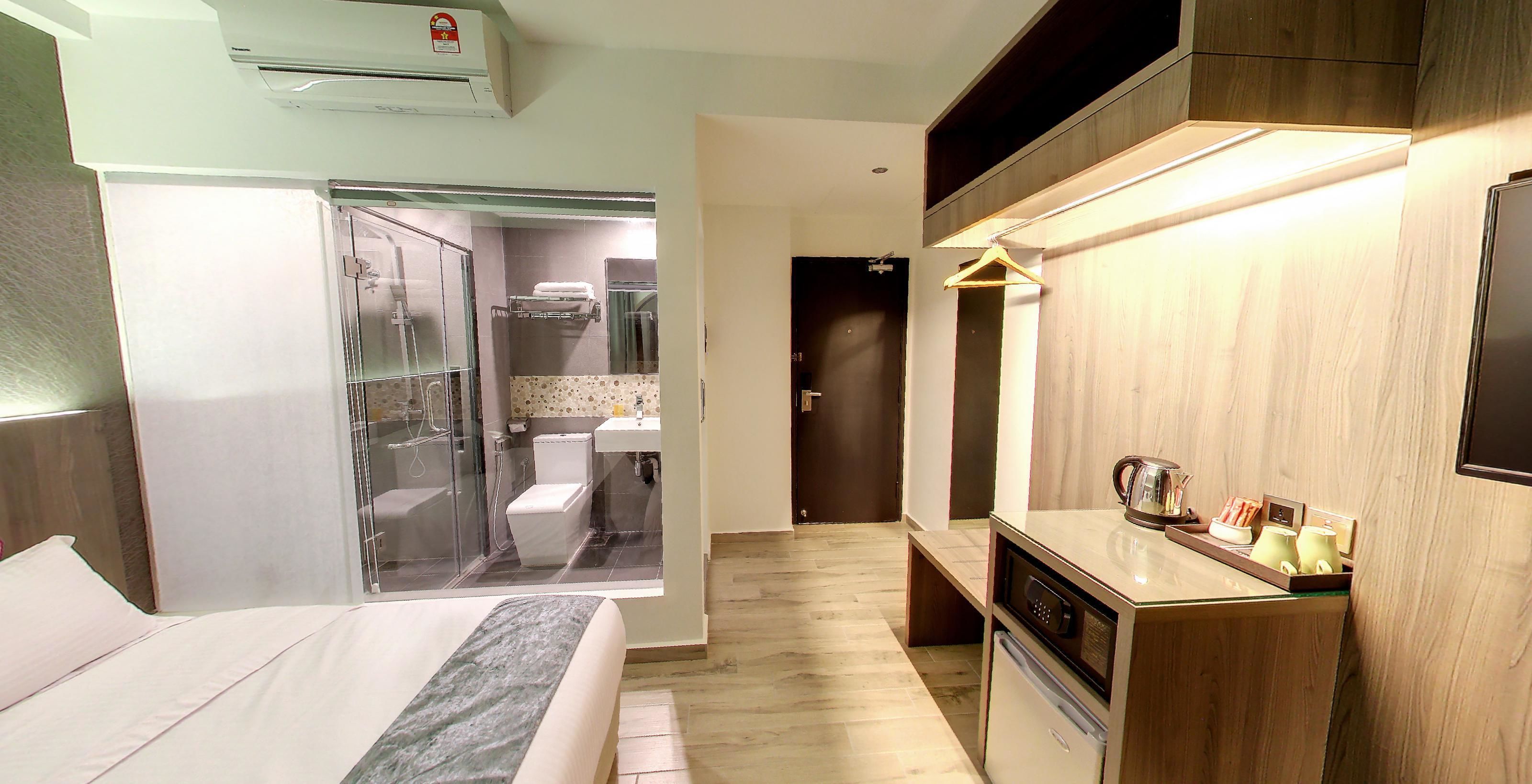 standard double room | in-room safe, blackout curtains, iron/ironing board, free wifi