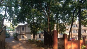 Children’s play area – outdoor - Polo Tura Hotel (West Garo Hills)
