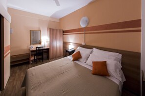 Deluxe Double or Twin room with box Spa | Frette Italian sheets, hypo-allergenic bedding, down duvets