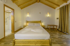 Superior Room, 1 Double Bed, Accessible | 1 bedroom, Egyptian cotton sheets, premium bedding, down duvets - Ameera Maldives (Dhiffushi)