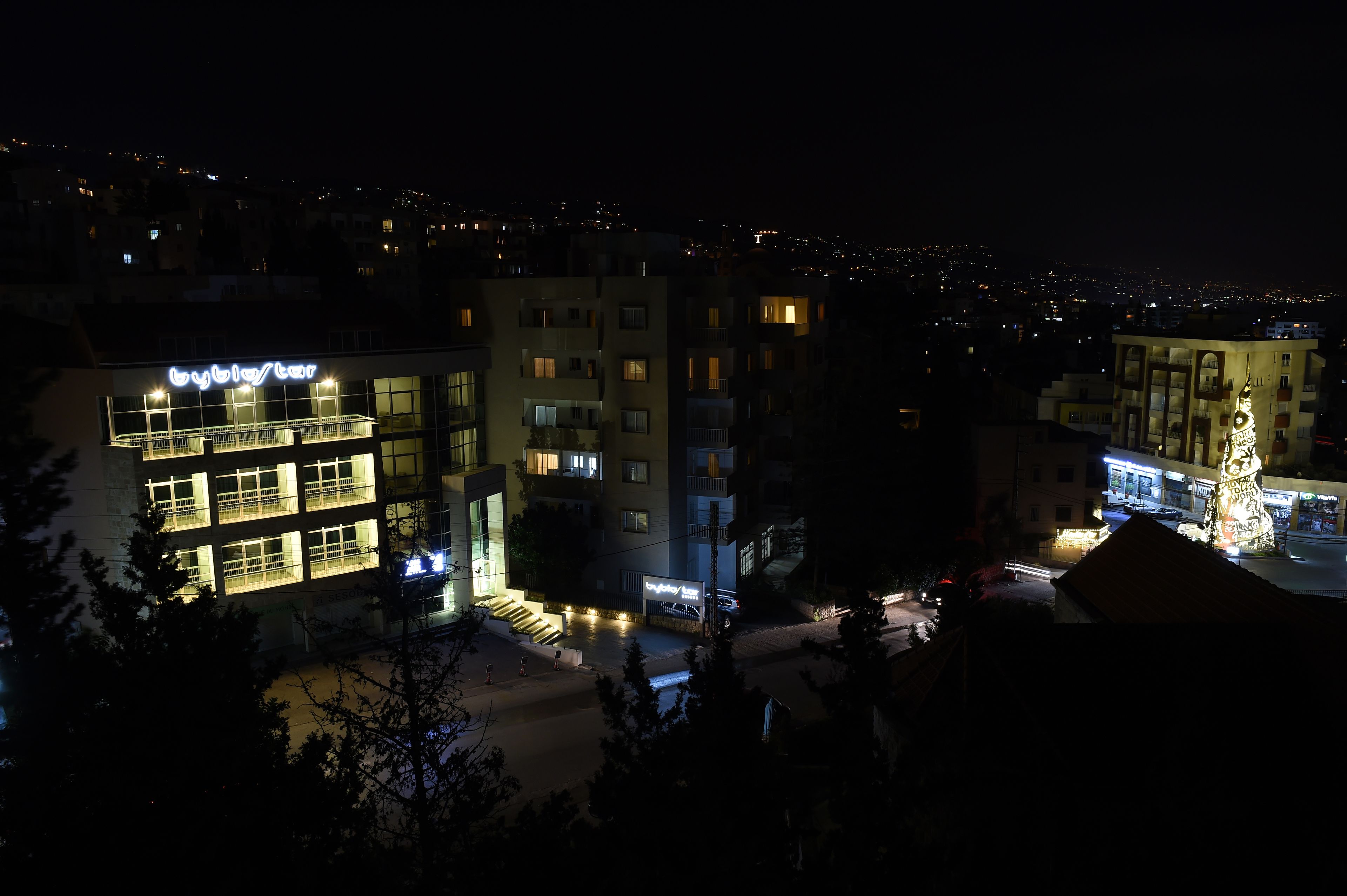 Front of property - evening/night