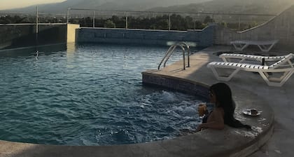 Delora Hotel and Suites