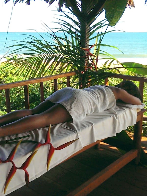 Couples treatment rooms, body treatments, beach massages, facials
