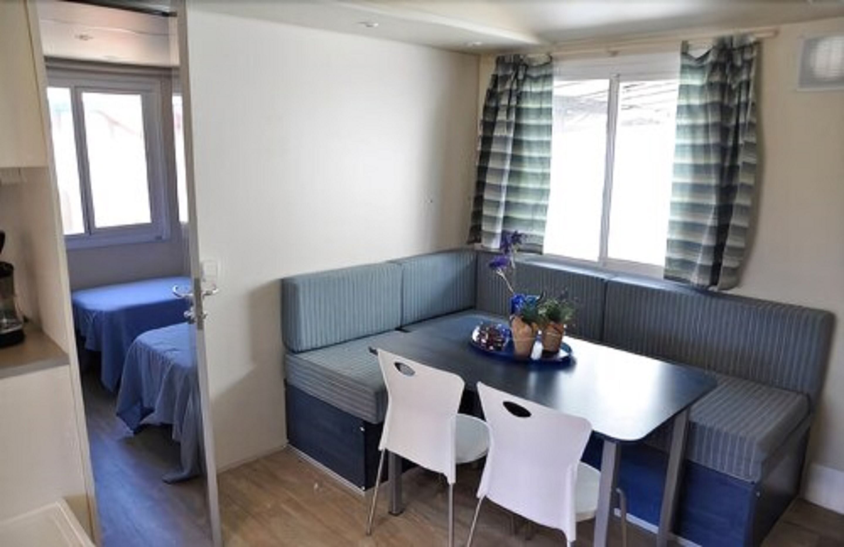 Restauration dans la chambre