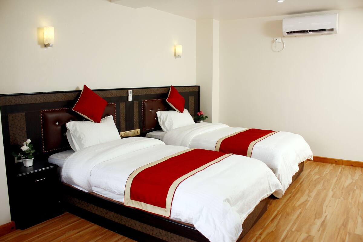 Deluxe Double or Twin Room, 2 Bedrooms, Accessible, Valley View | 2 bedrooms, minibar, in-room safe, individually decorated