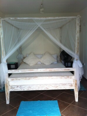 Free WiFi, bed sheets - Vicky's Keys - Hostel (Philipsburg)