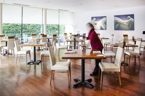 Food court - Lanes Hotel (Yeovil)