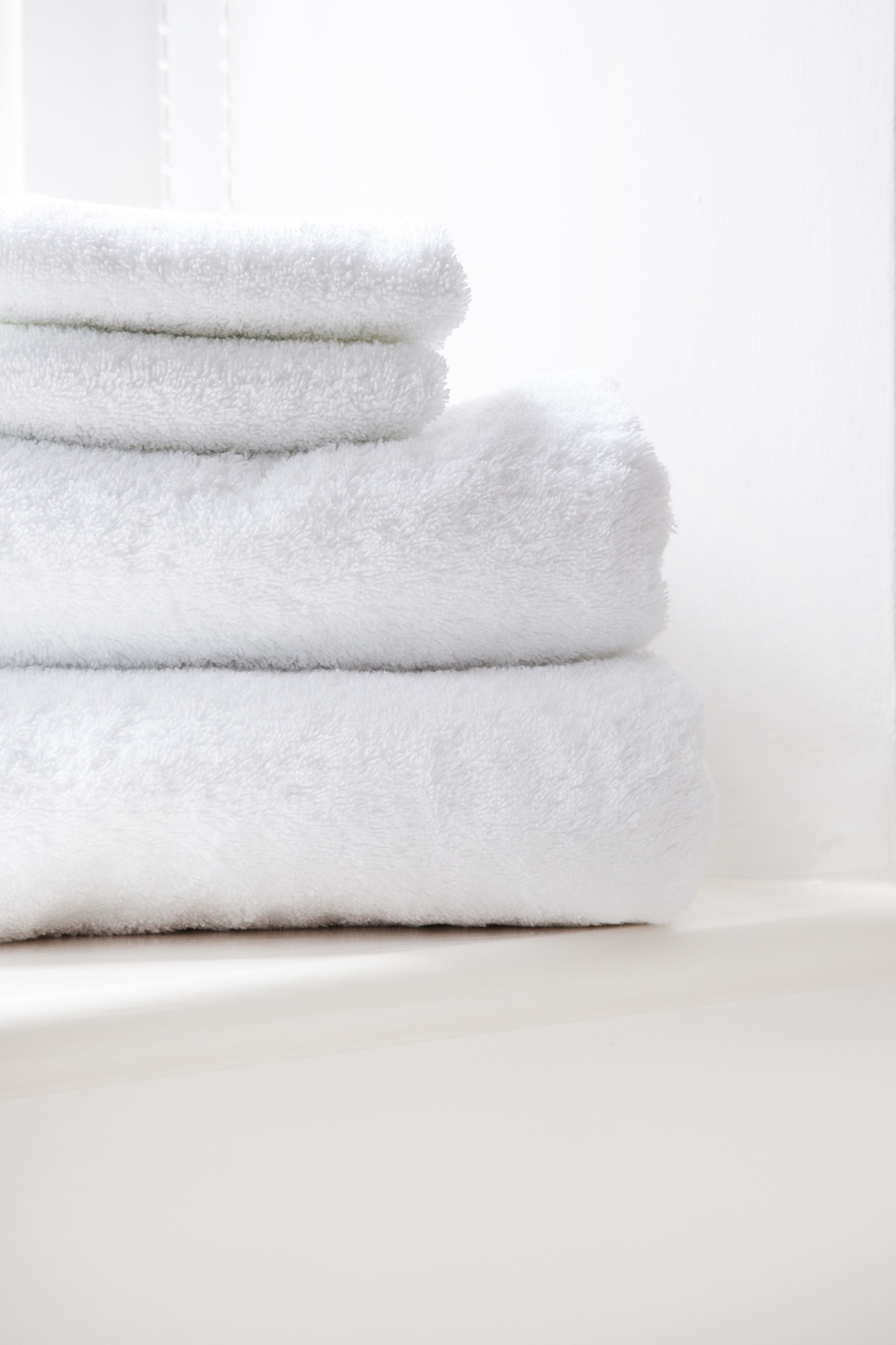 combined shower/bathtub, free toiletries, hair dryer, bathrobes