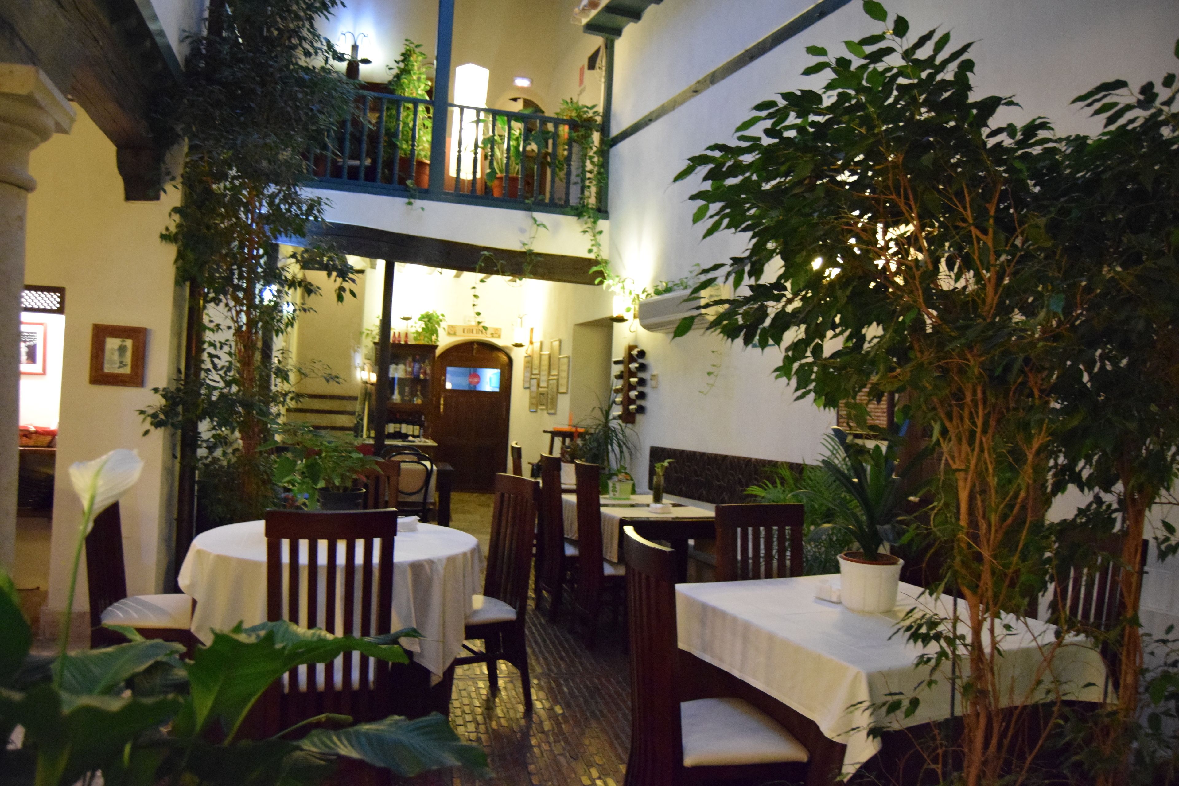 Breakfast, lunch, dinner served; Mediterranean cuisine 