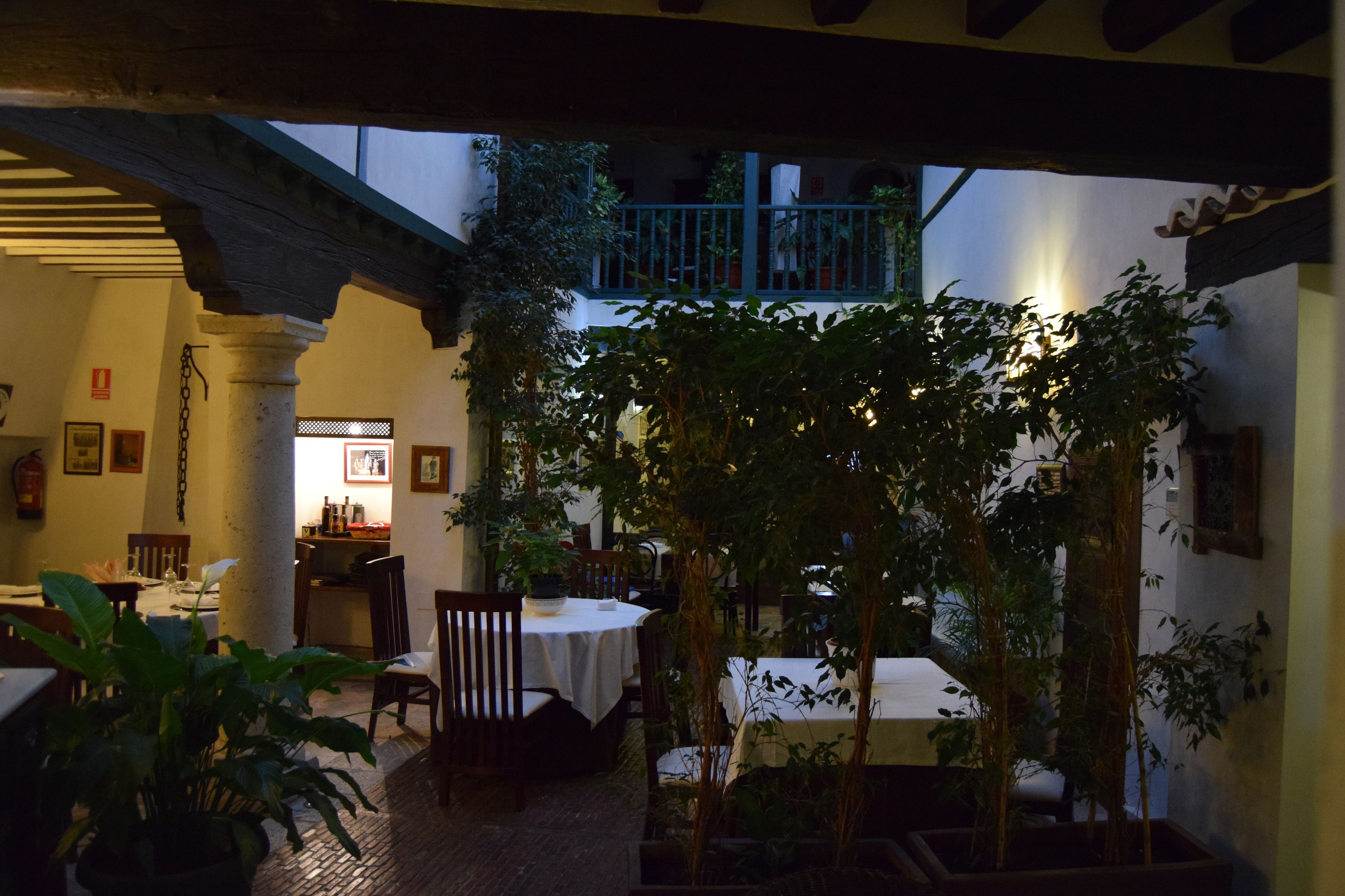 Breakfast, lunch, dinner served; Mediterranean cuisine 