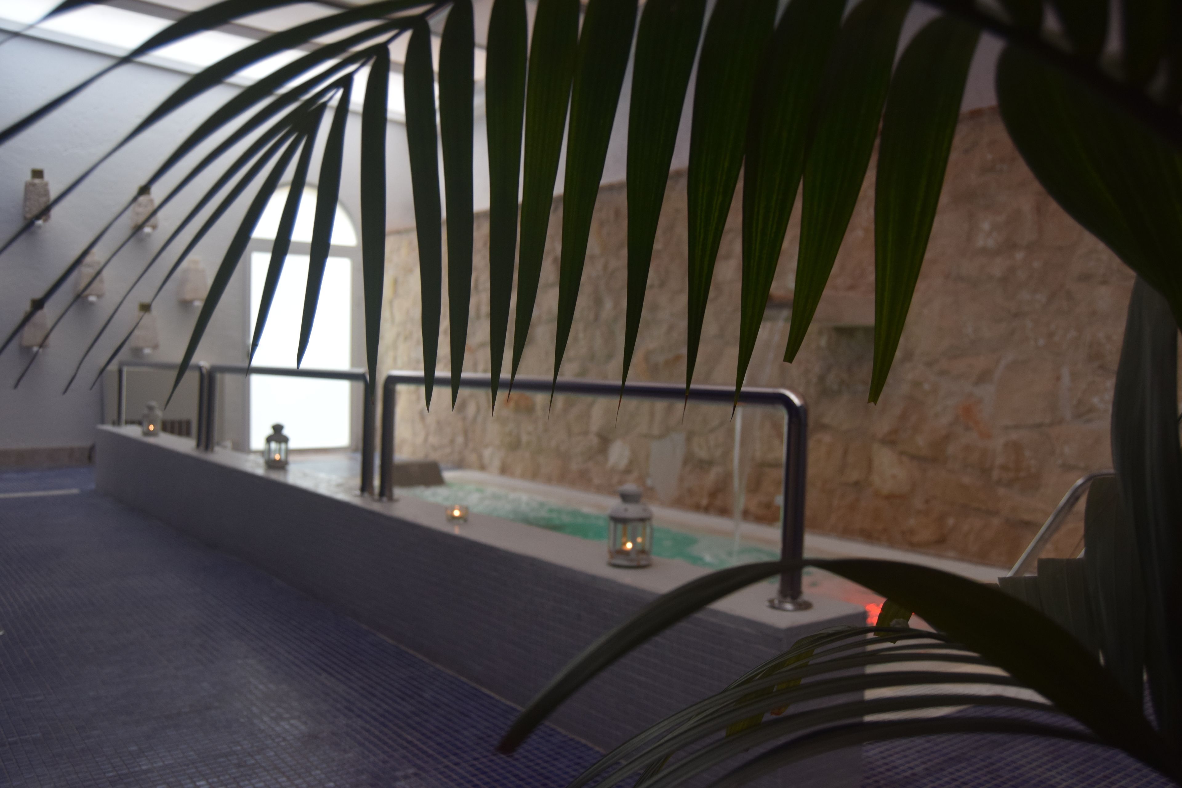 Espace de soins pour les couples, bain à remous, hammam, soins corporels