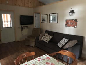 Cottage, 2 Bedrooms, Kitchen (Lofty Pines) | Living area