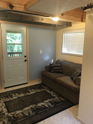 Standard Cabin | Ruang tamu