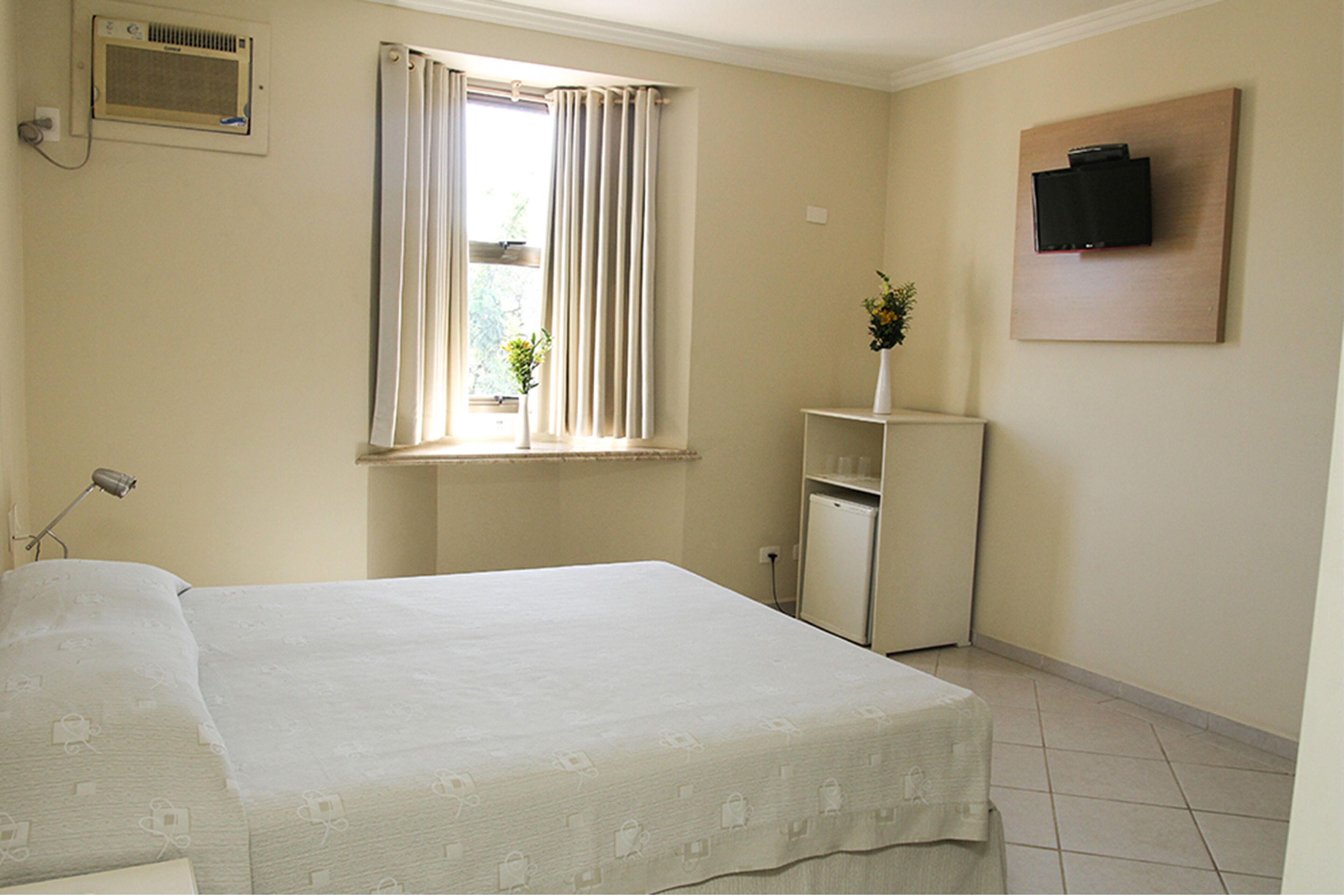 luxury room (ii) | minibar, in-room safe, desk, blackout curtains