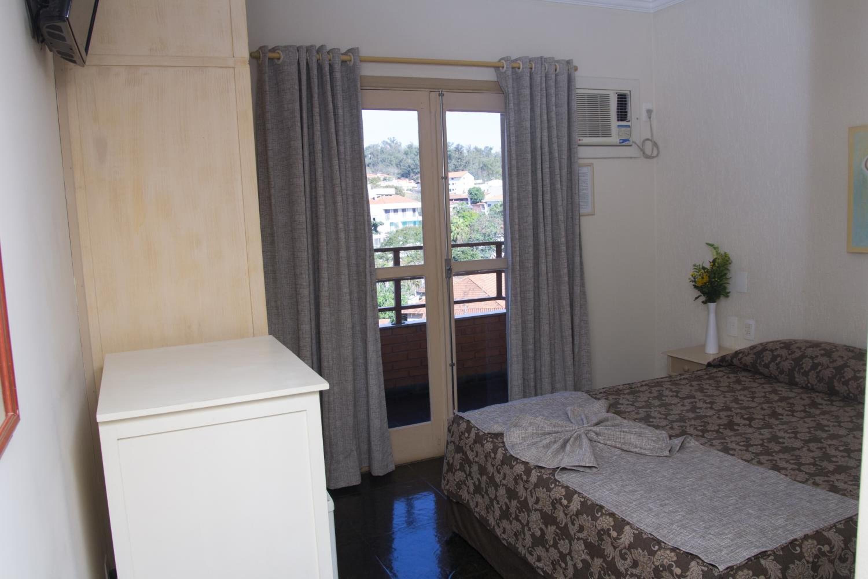 minibar, in-room safe, desk, blackout curtains