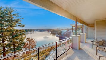 Condo, 3 Bedrooms | View from room