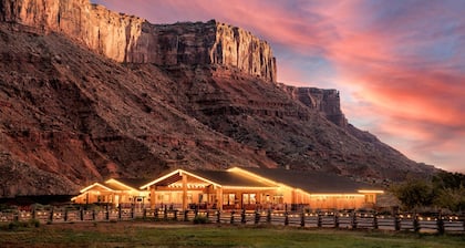 Red Cliffs Lodge Moab
