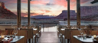Red Cliffs Lodge Moab