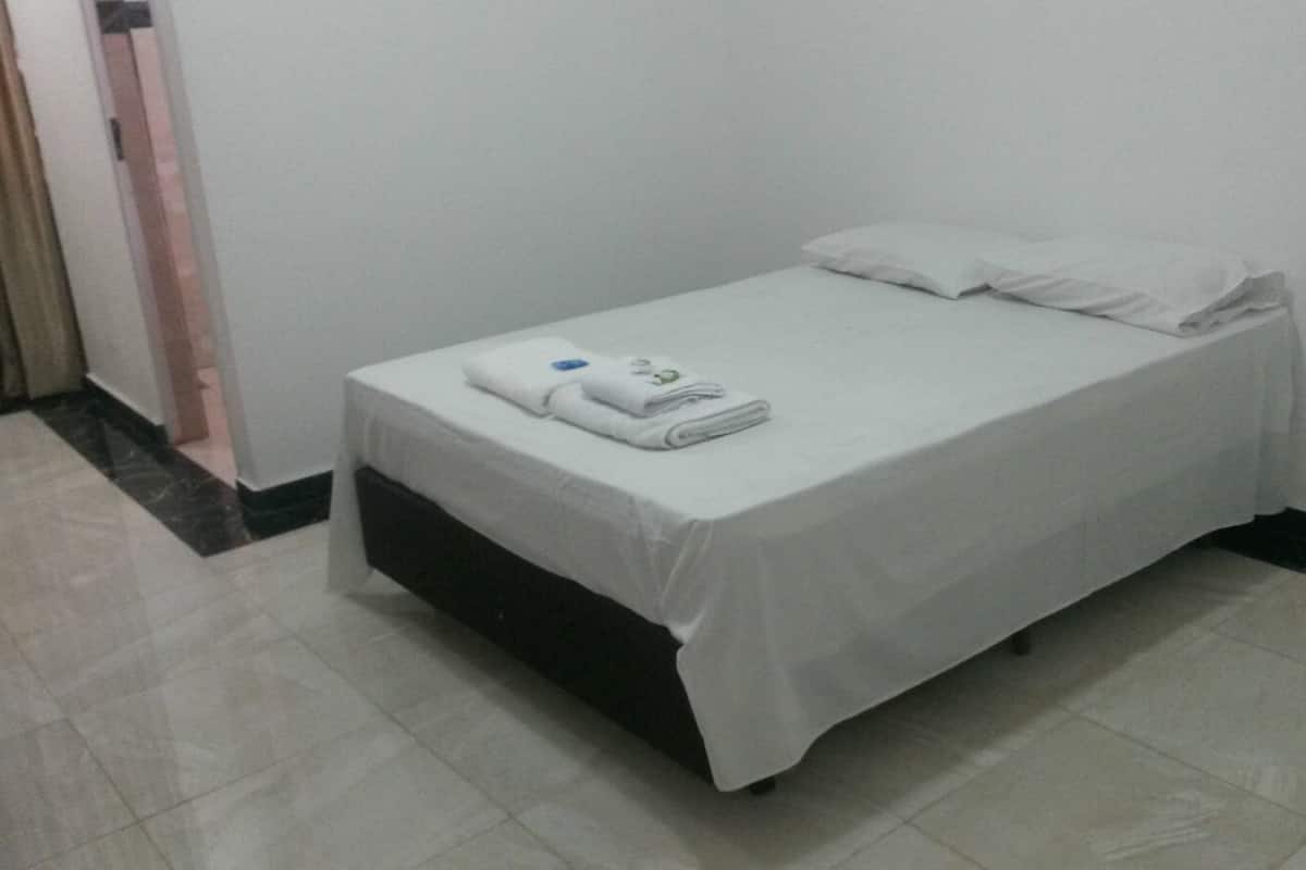 Minibar, rollaway beds, free WiFi