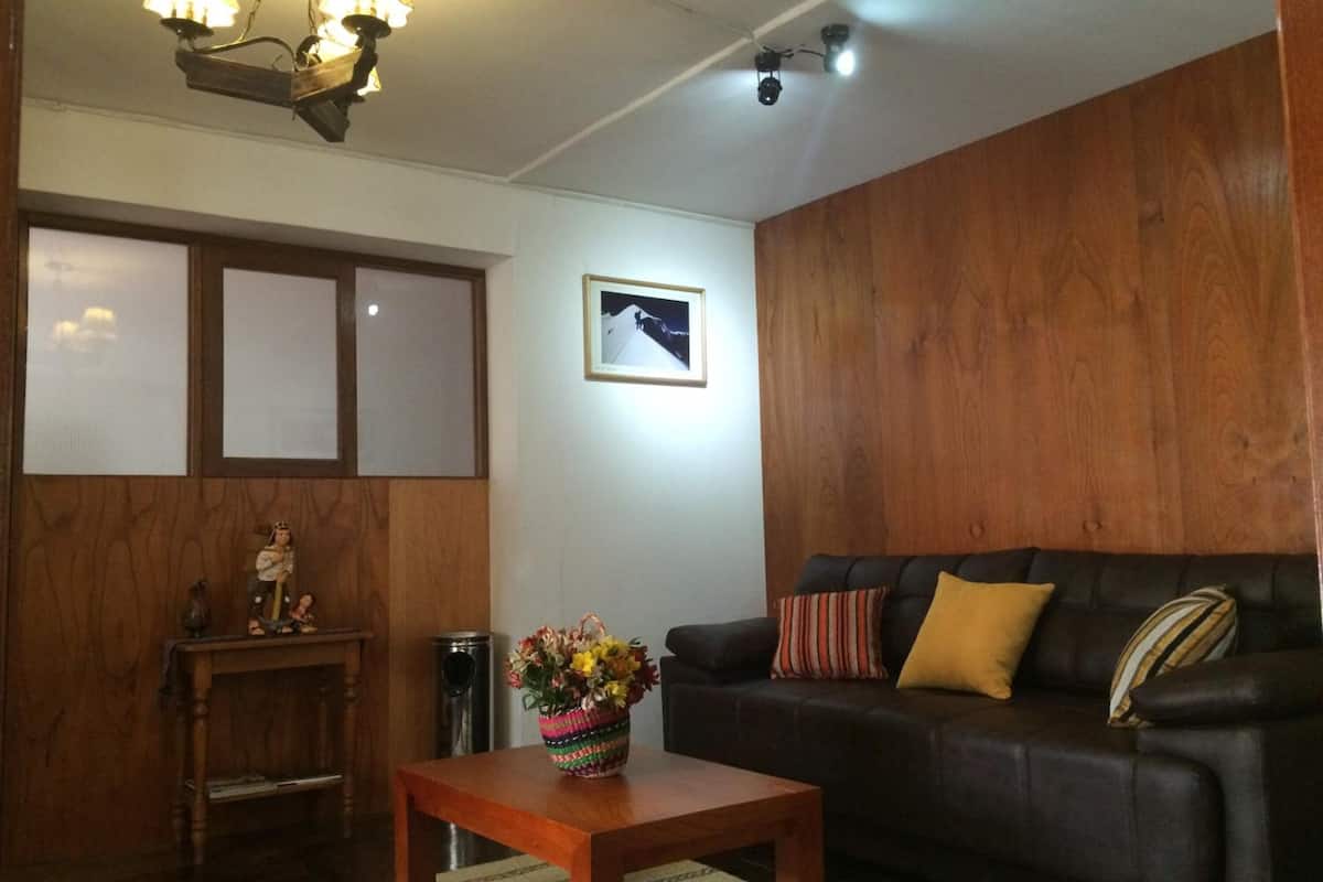 32-inch led tv with cable channels, tv