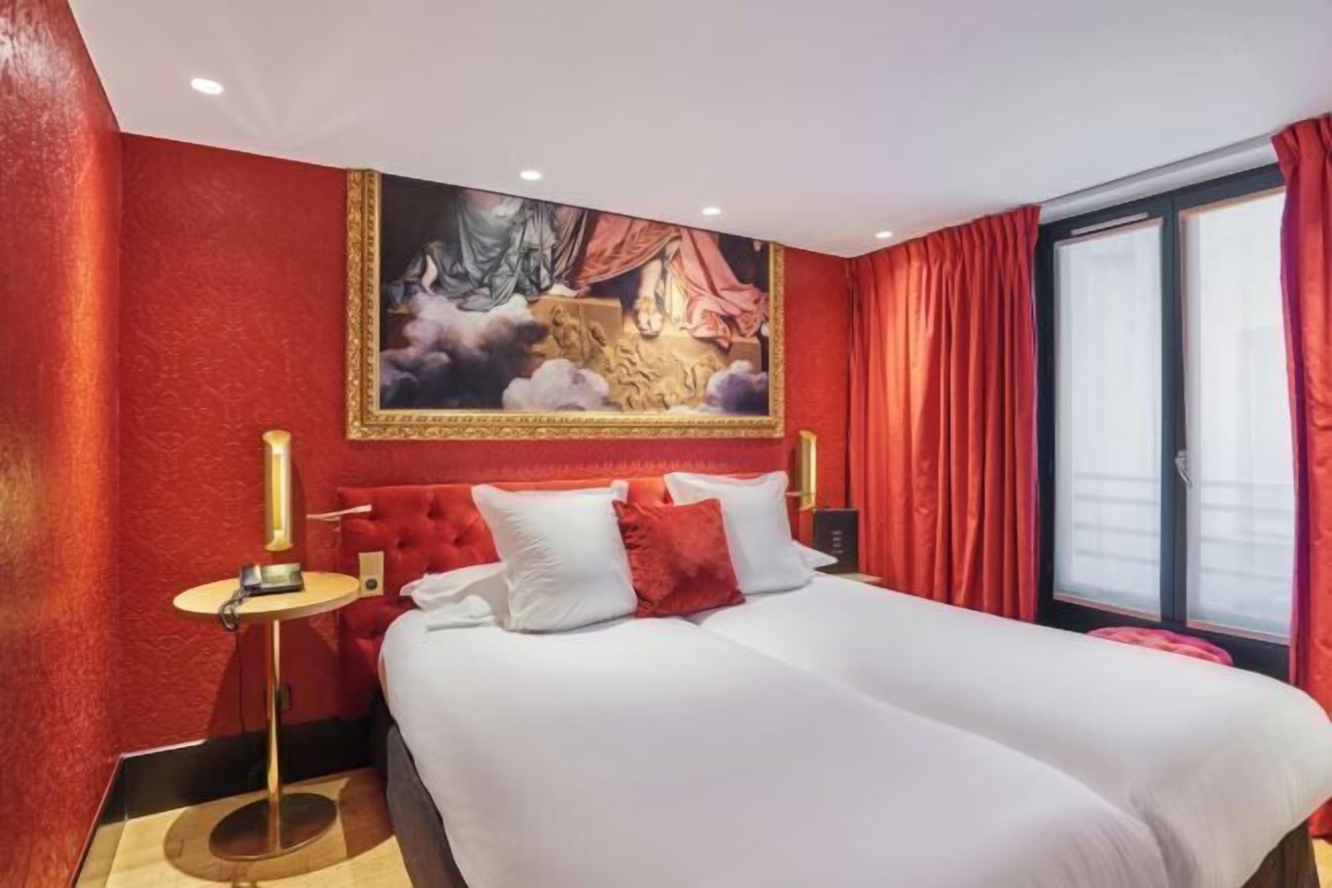 In-room safe, desk, iron/ironing board, free WiFi