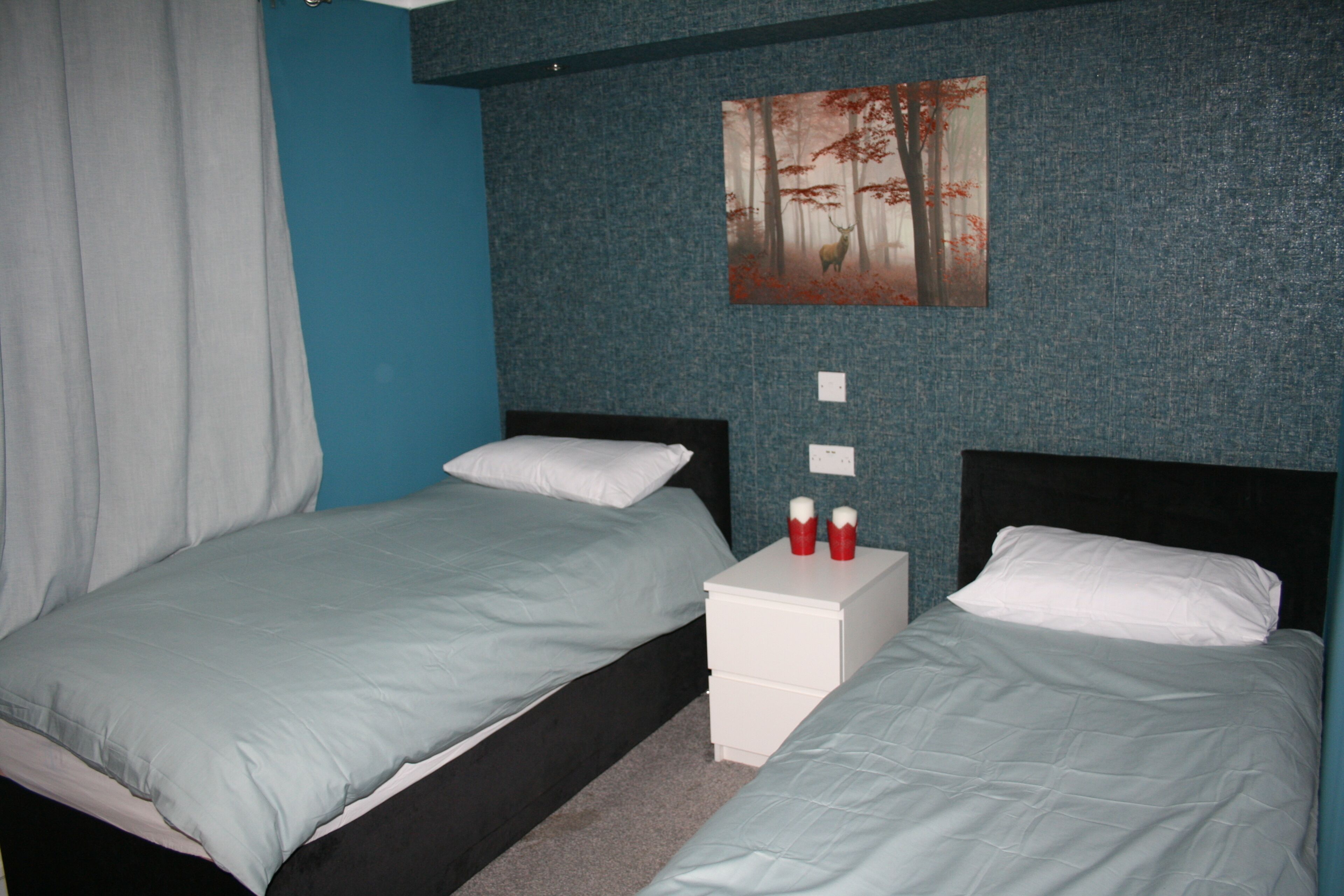 Desk, bed sheets