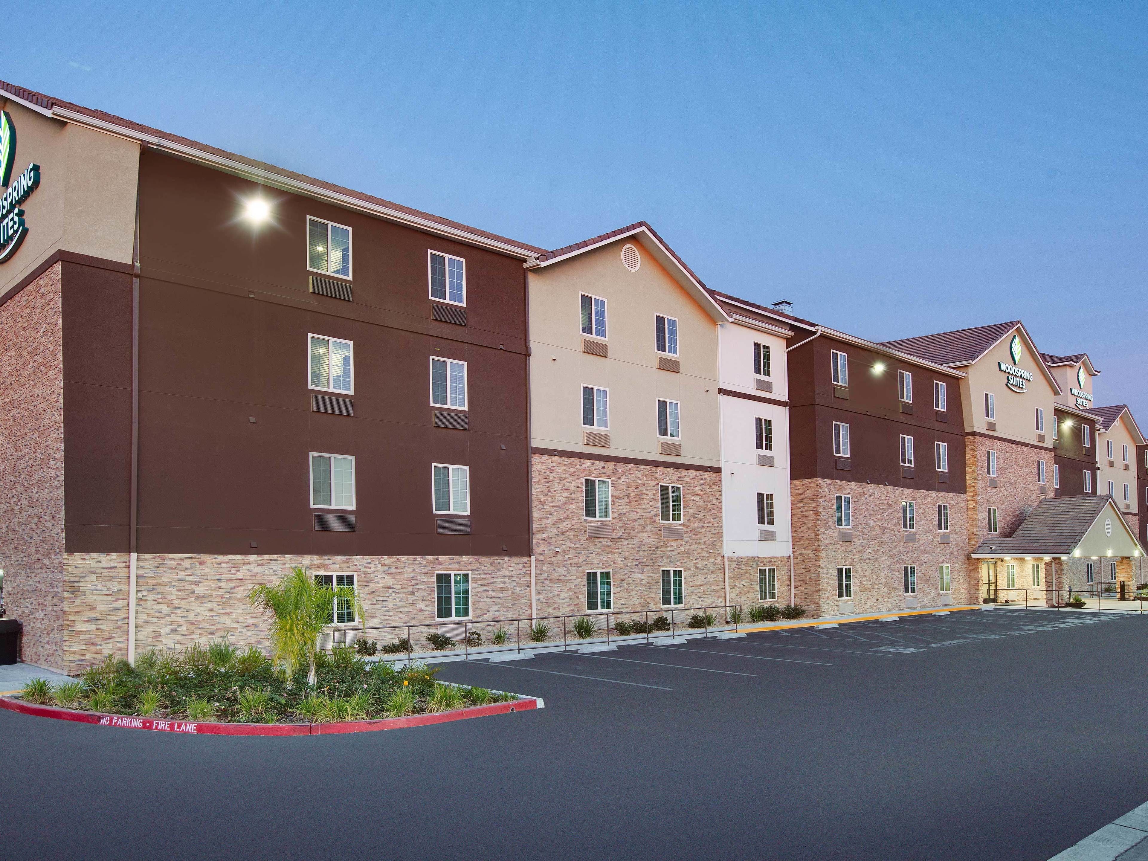 Photo - WoodSpring Suites Bakersfield East