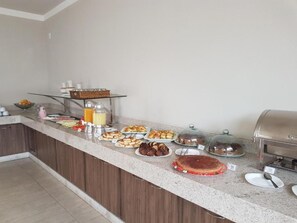 Gratis morgenmadsbuffet hver dag