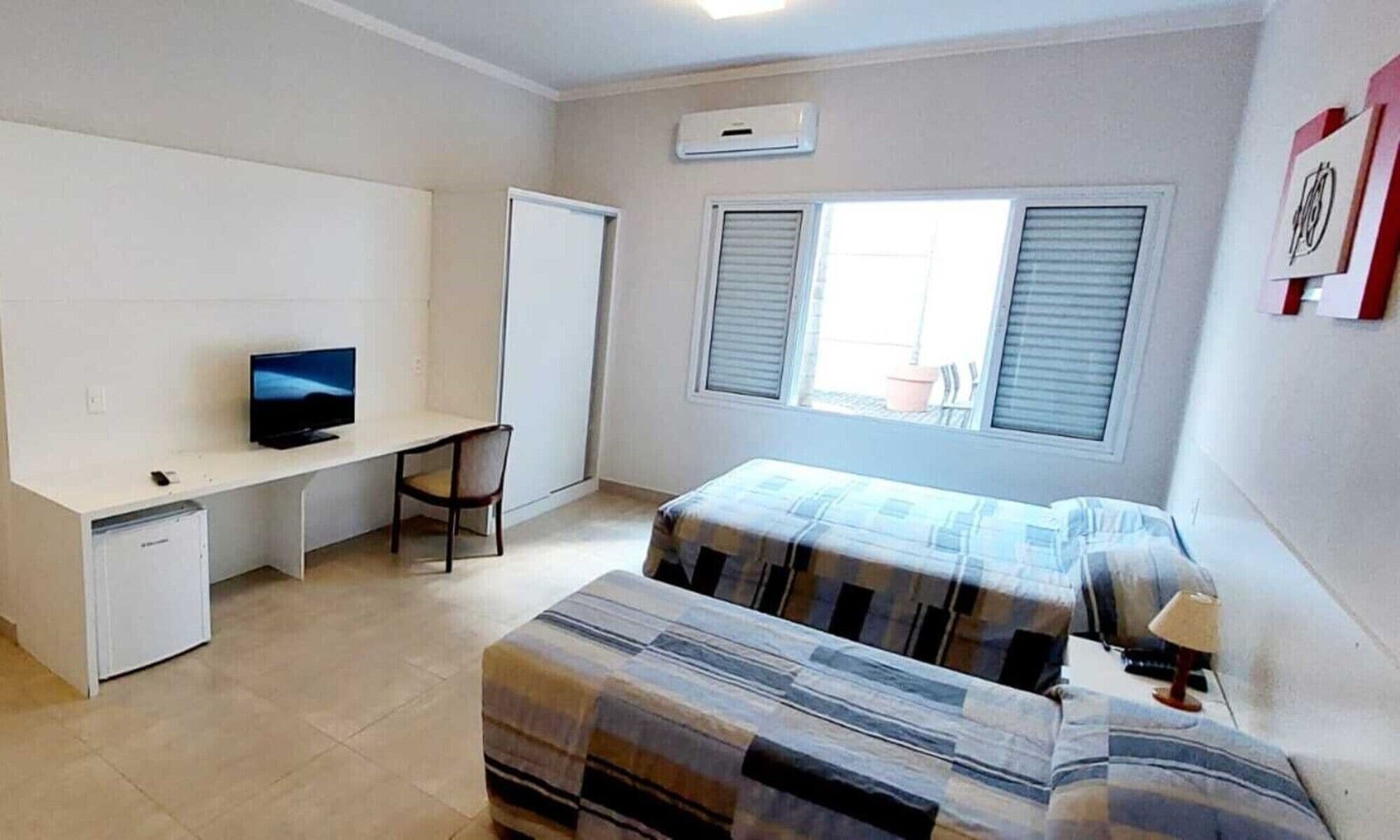 deluxe triple room | 1 bedroom, minibar, in-room safe, free wifi