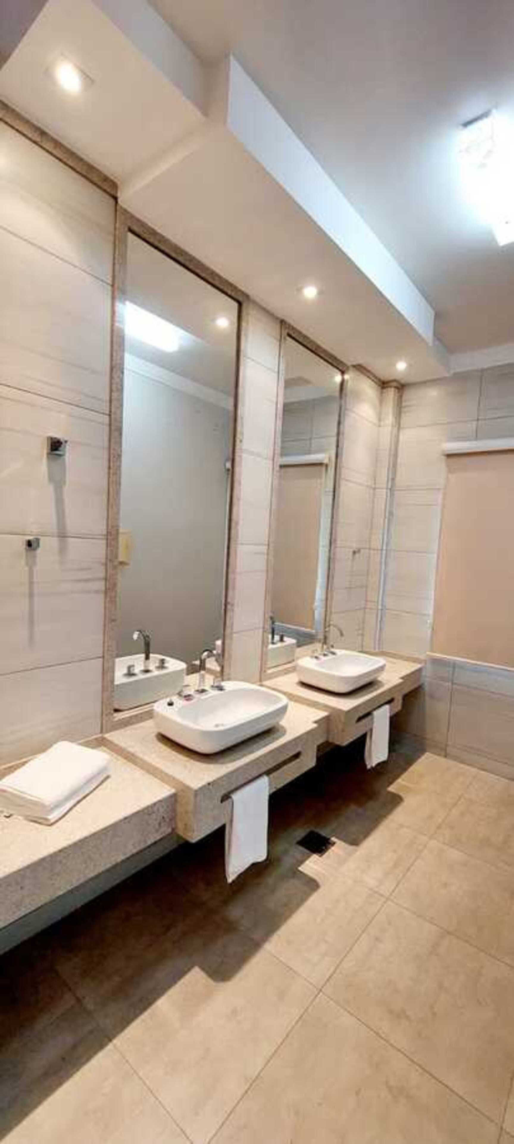 presidential suite | 1 bedroom, minibar, in-room safe, free wifi