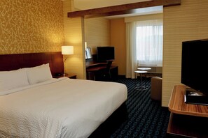 Studio, 1 King Bed with Sofa bed | Desk, iron/ironing board, free cots/infant beds, free WiFi - Fairfield Inn & Suites by Marriott Jonestown Lebanon Valley (Jonestown)